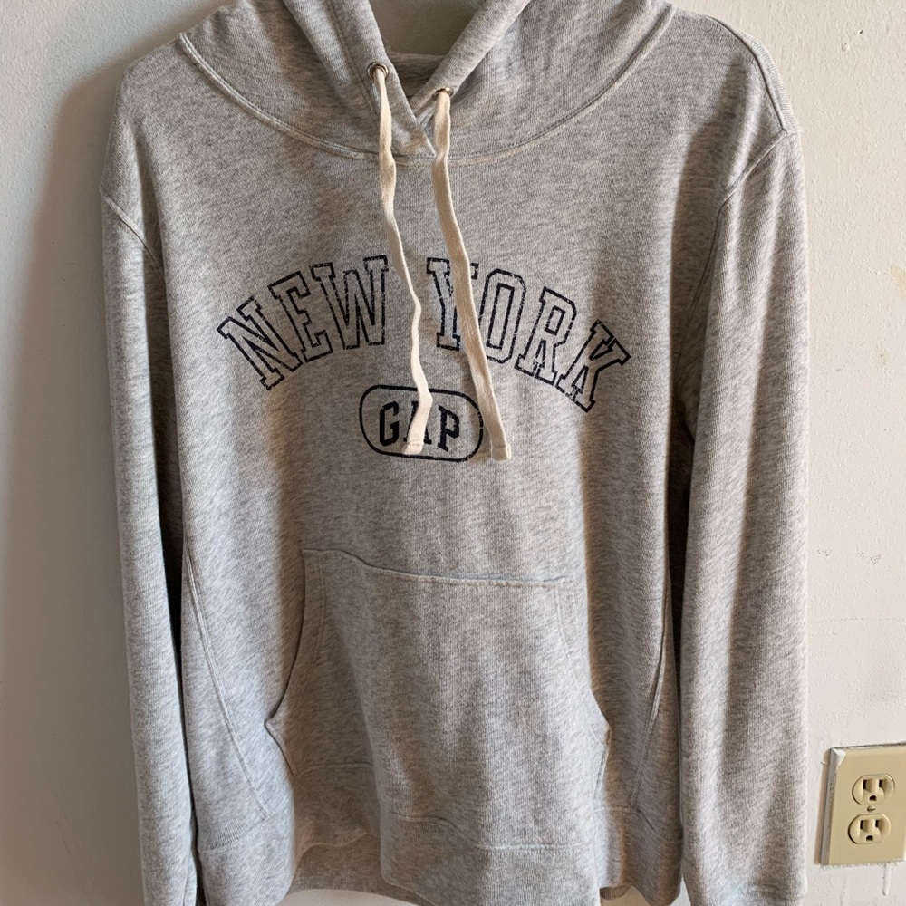 GAP new york cream hoodie